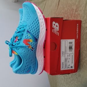 NIB new balance 680 7.5 blue w/ rainbow